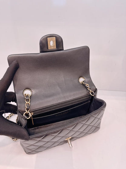 BLACK QUILTED LAMBSKIN RECTANGULAR MINI CLASSIC FLAP BAG