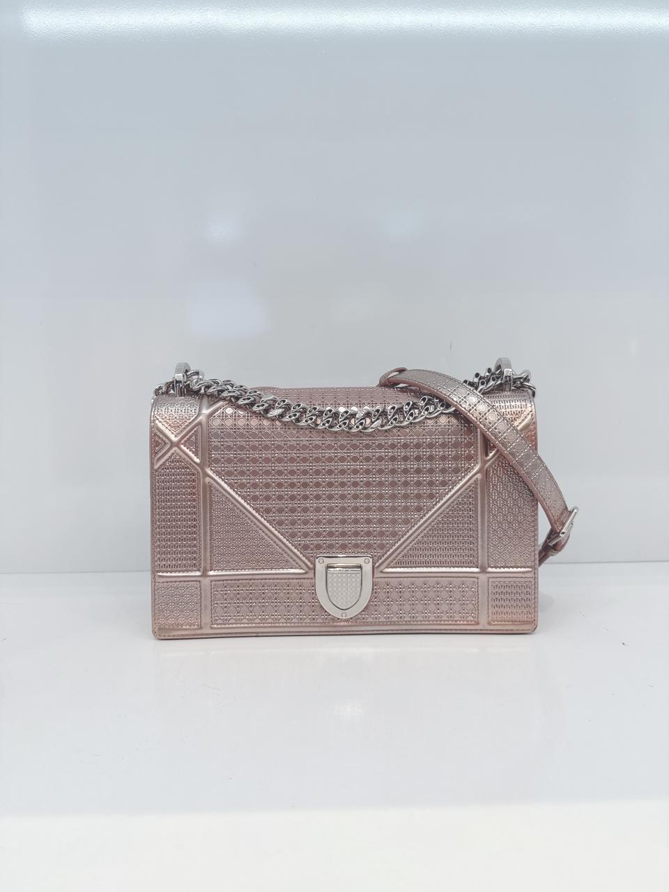 PINK METALLIC MICRO CANNAGE PATENT LEATHER MEDIUM DIORAMA SHOULDER BAG