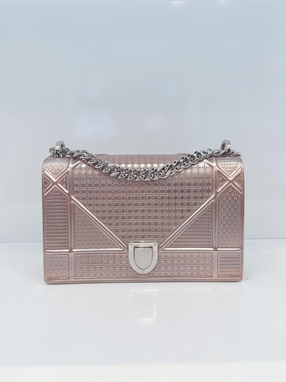 PINK METALLIC MICRO CANNAGE PATENT LEATHER MEDIUM DIORAMA SHOULDER BAG