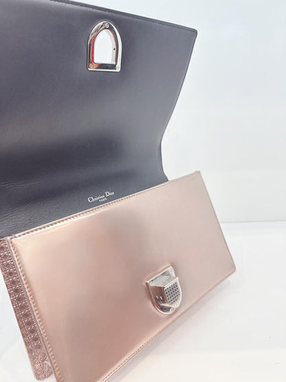 PINK METALLIC MICRO CANNAGE PATENT LEATHER MEDIUM DIORAMA SHOULDER BAG