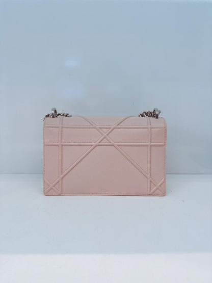 BLUSH PINK GRAINED LEATHER MEDIUM DIORAMA SHOULDER BAG