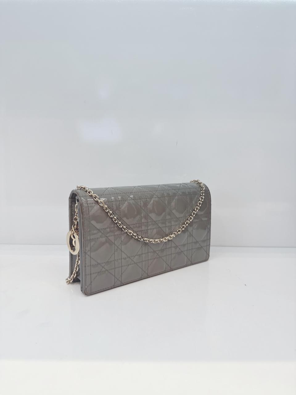 GRAY PATENT CANNAGE CALFSKIN LADY DIOR POUCH WITH CHAIN