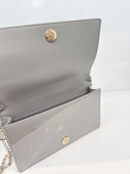 GRAY PATENT CANNAGE CALFSKIN LADY DIOR POUCH WITH CHAIN