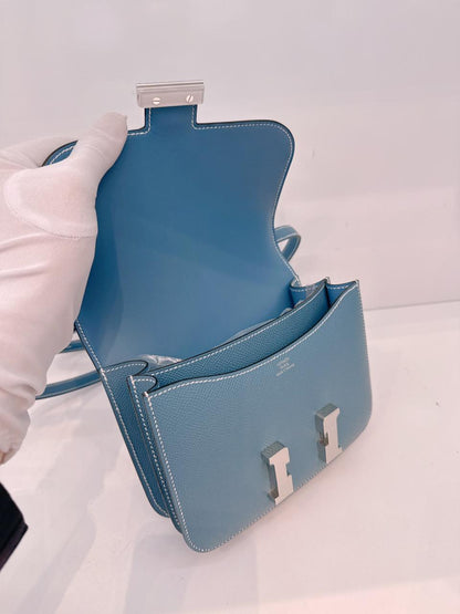 SAC CONSTANCE MINI 18 MIRROR VEAU EPSOM LEATHER BLEU JEAN PALLADIUM HARDWARE