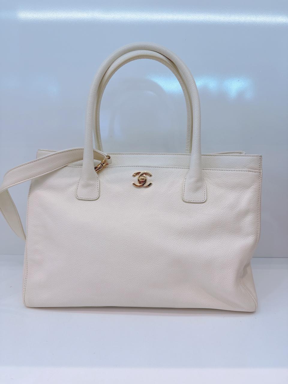 WHITE CAVIAR LEATHER CERF SHOPPER TOTE
