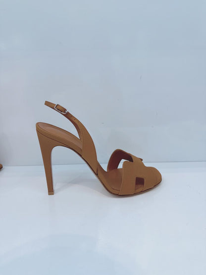 GOLD EPSOM LEATHER HOLY SANDALS 40.5