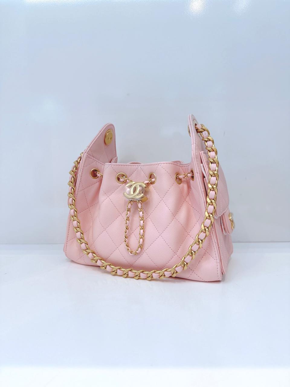 LIGHT PINK MINI CHANEL 25 HANDBAG GRAINED CALFSKIN GOLD TONE METAL HARDWARE