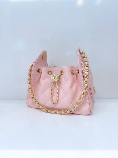 LIGHT PINK MINI CHANEL 25 HANDBAG GRAINED CALFSKIN GOLD TONE METAL HARDWARE