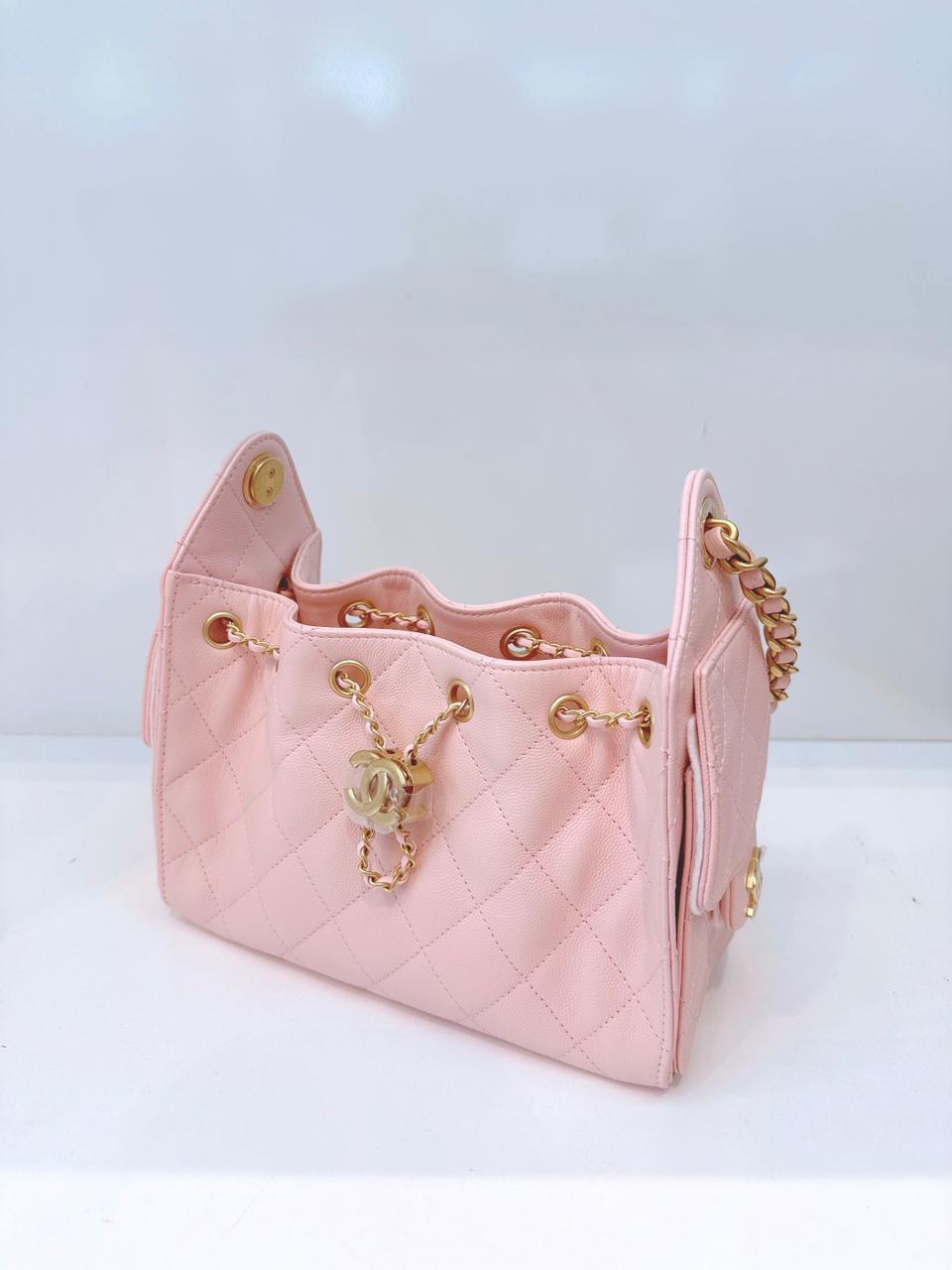 LIGHT PINK MINI CHANEL 25 HANDBAG GRAINED CALFSKIN GOLD TONE METAL HARDWARE