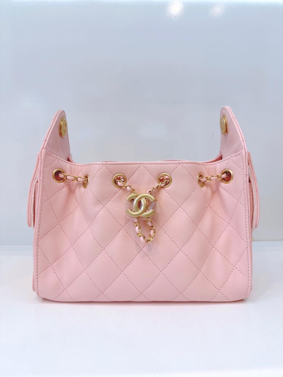 LIGHT PINK MINI CHANEL 25 HANDBAG GRAINED CALFSKIN GOLD TONE METAL HARDWARE