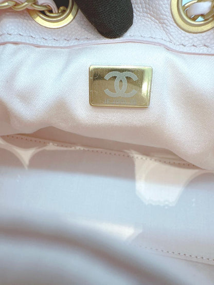 LIGHT PINK MINI CHANEL 25 HANDBAG GRAINED CALFSKIN GOLD TONE METAL HARDWARE