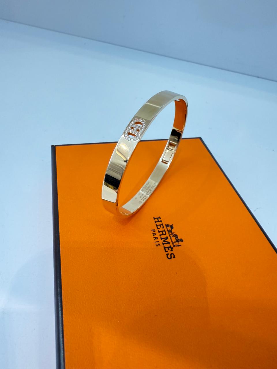 ROSE GOLD AND DIAMOND H D'ANCRE BRACELET SMALL MODEL