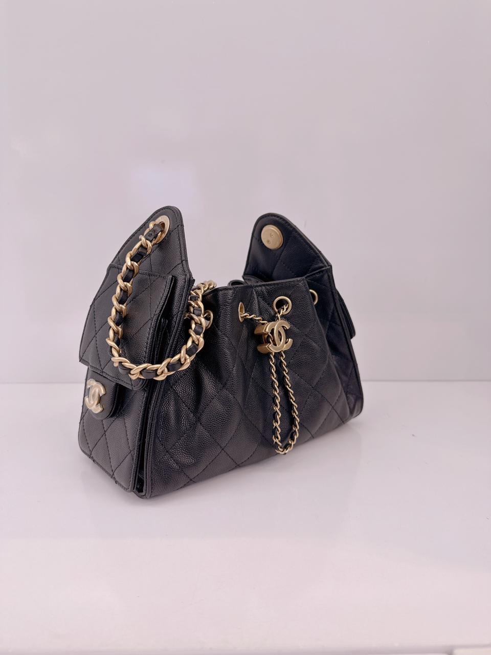 BLACK GRAINED CALFSKIN LEATHER MINI CHANEL 25 HANDBAG
