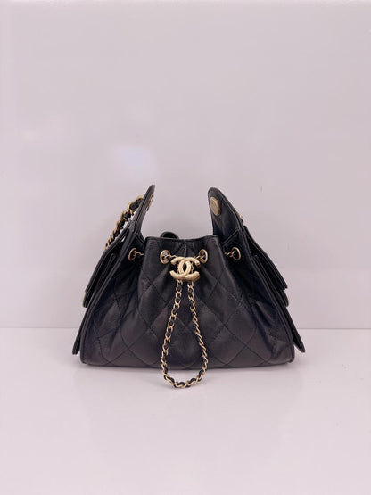 BLACK GRAINED CALFSKIN LEATHER MINI CHANEL 25 HANDBAG