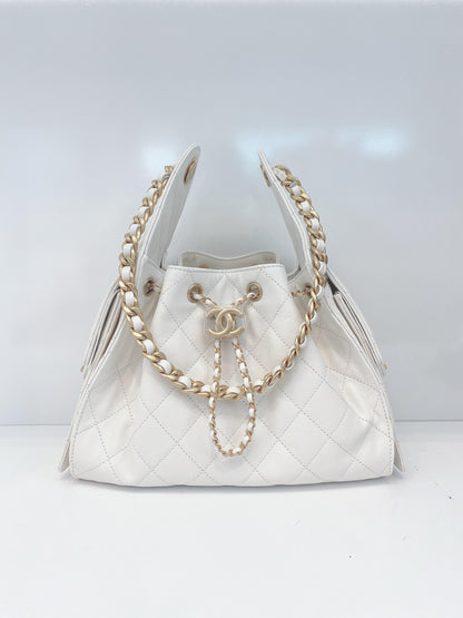 WHITE GRAINED CALFSKIN LEATHER SMALL CHANEL 25 BAG