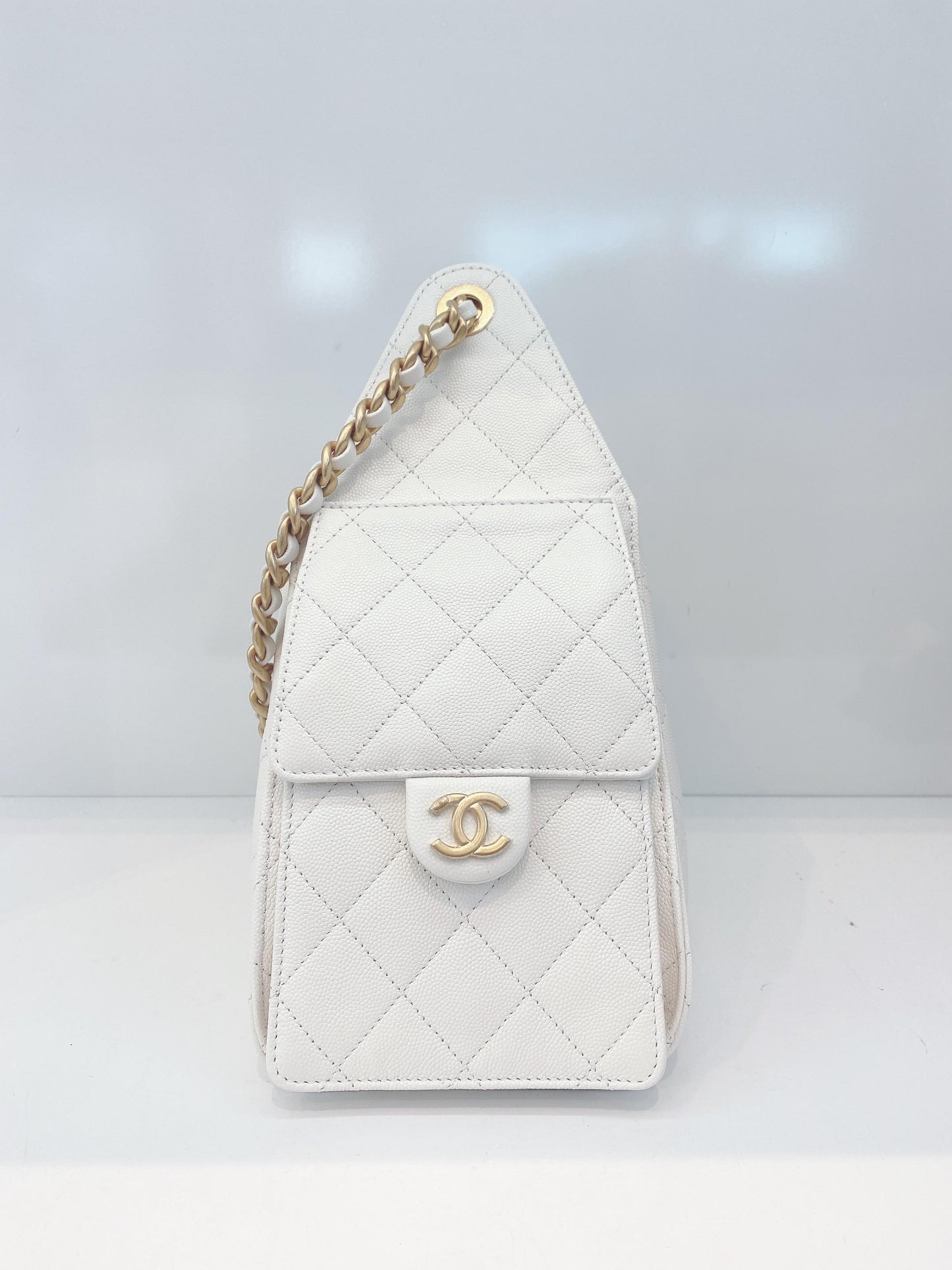 WHITE GRAINED CALFSKIN LEATHER SMALL CHANEL 25 BAG