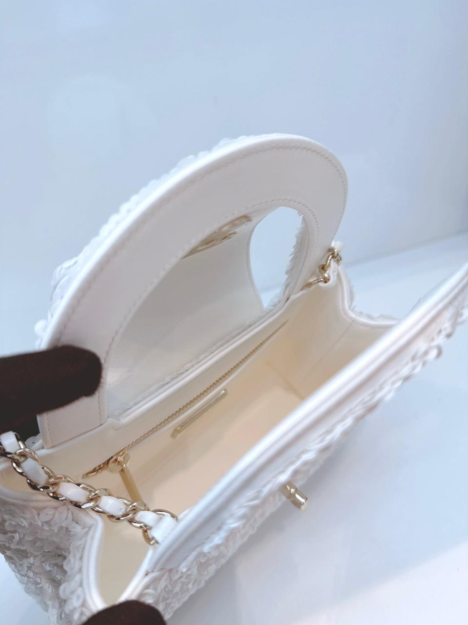 WHITE SEQUINS MINI KELLY SHOPPING BAG