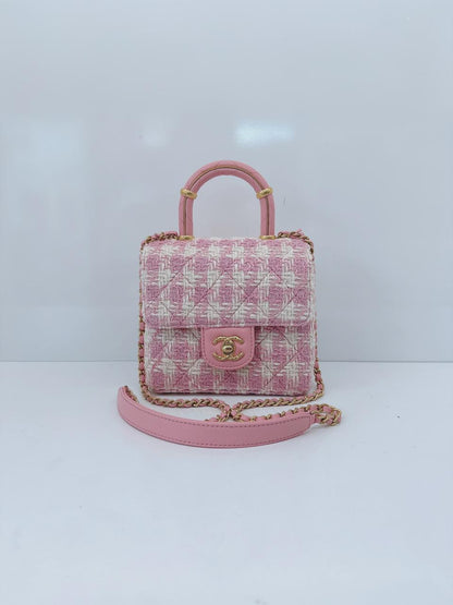 PINK ECRU TWEED HANDLE CRUSH FLAP BAG