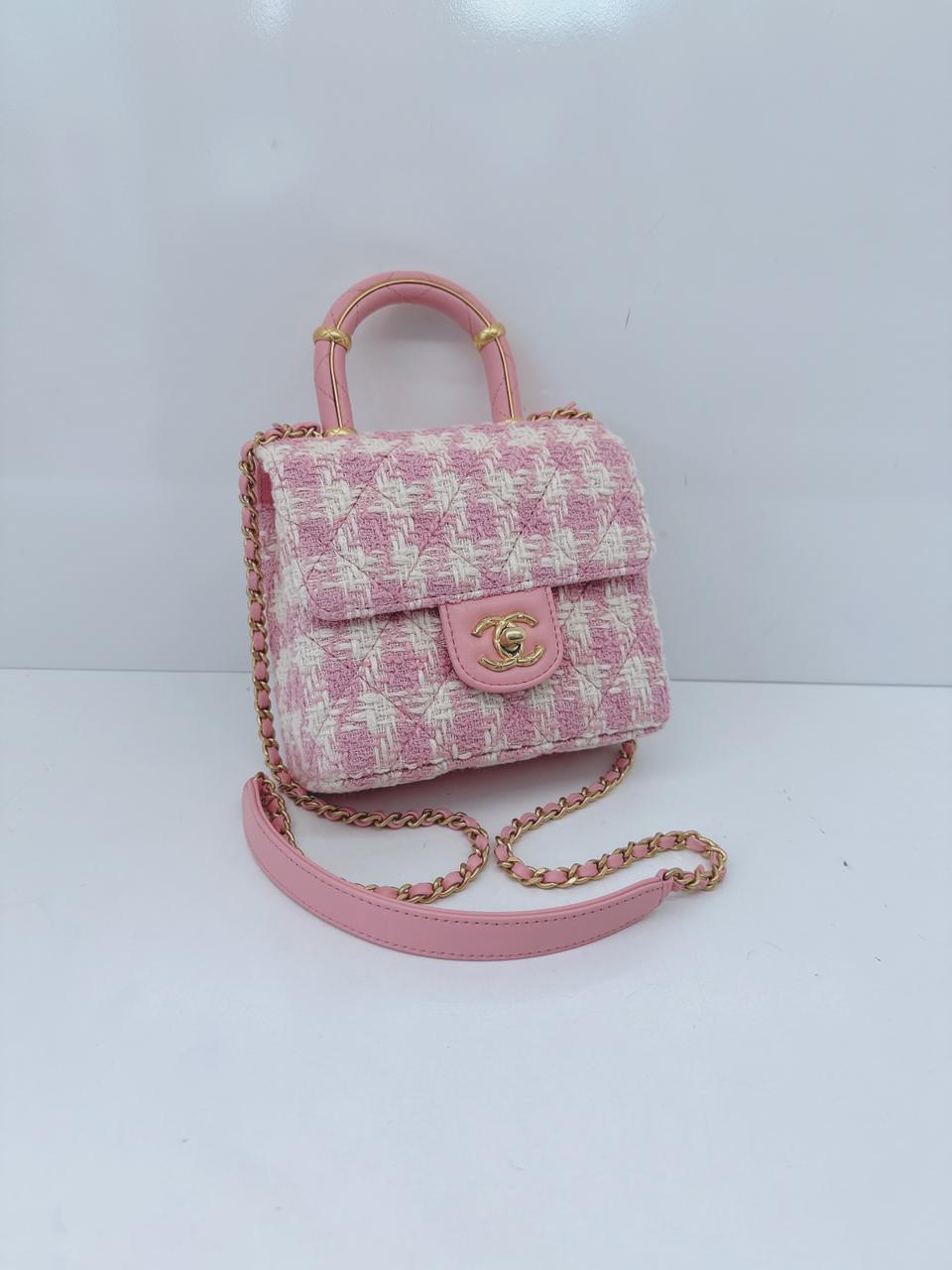 PINK ECRU TWEED HANDLE CRUSH FLAP BAG