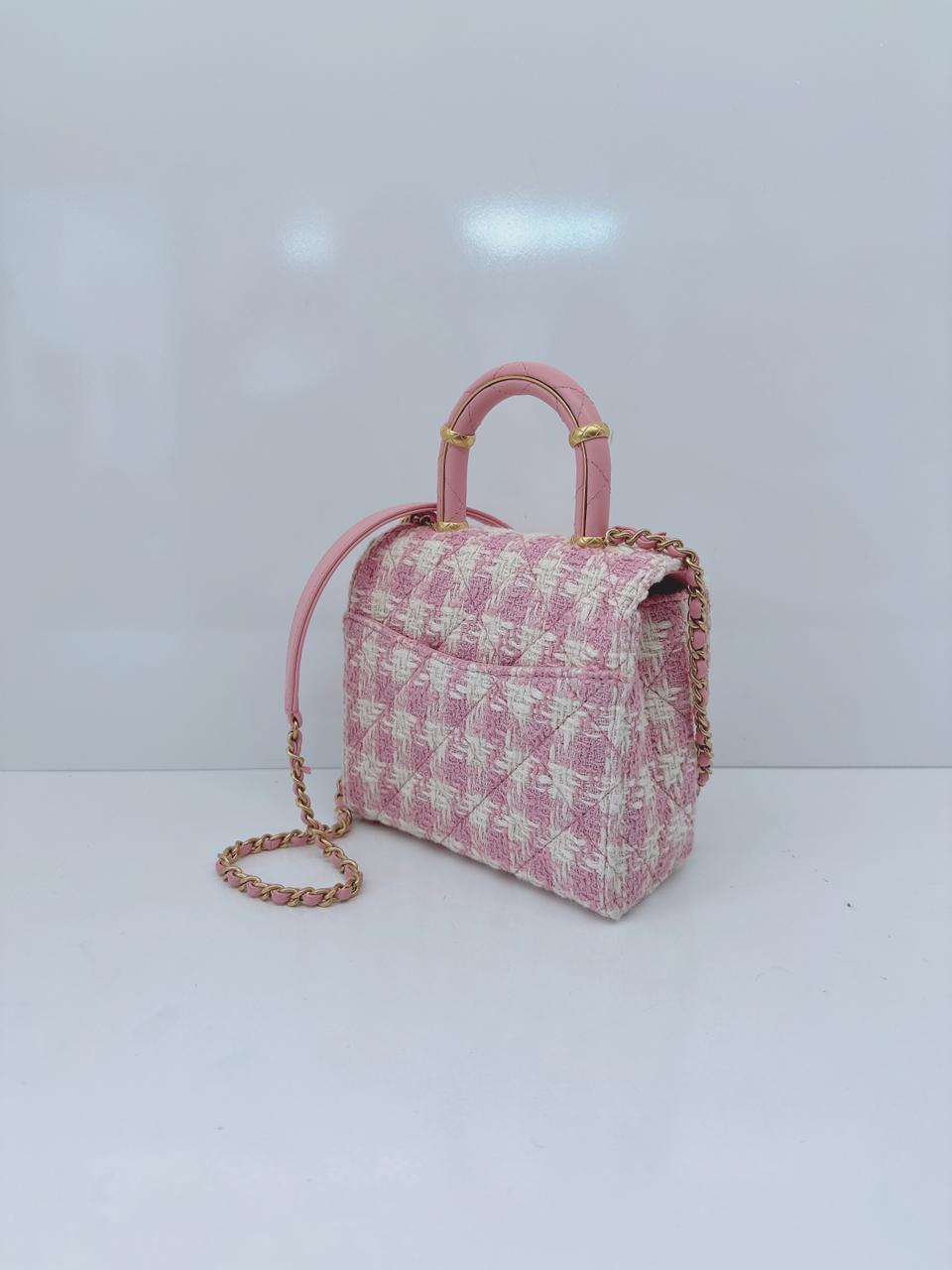 PINK ECRU TWEED HANDLE CRUSH FLAP BAG