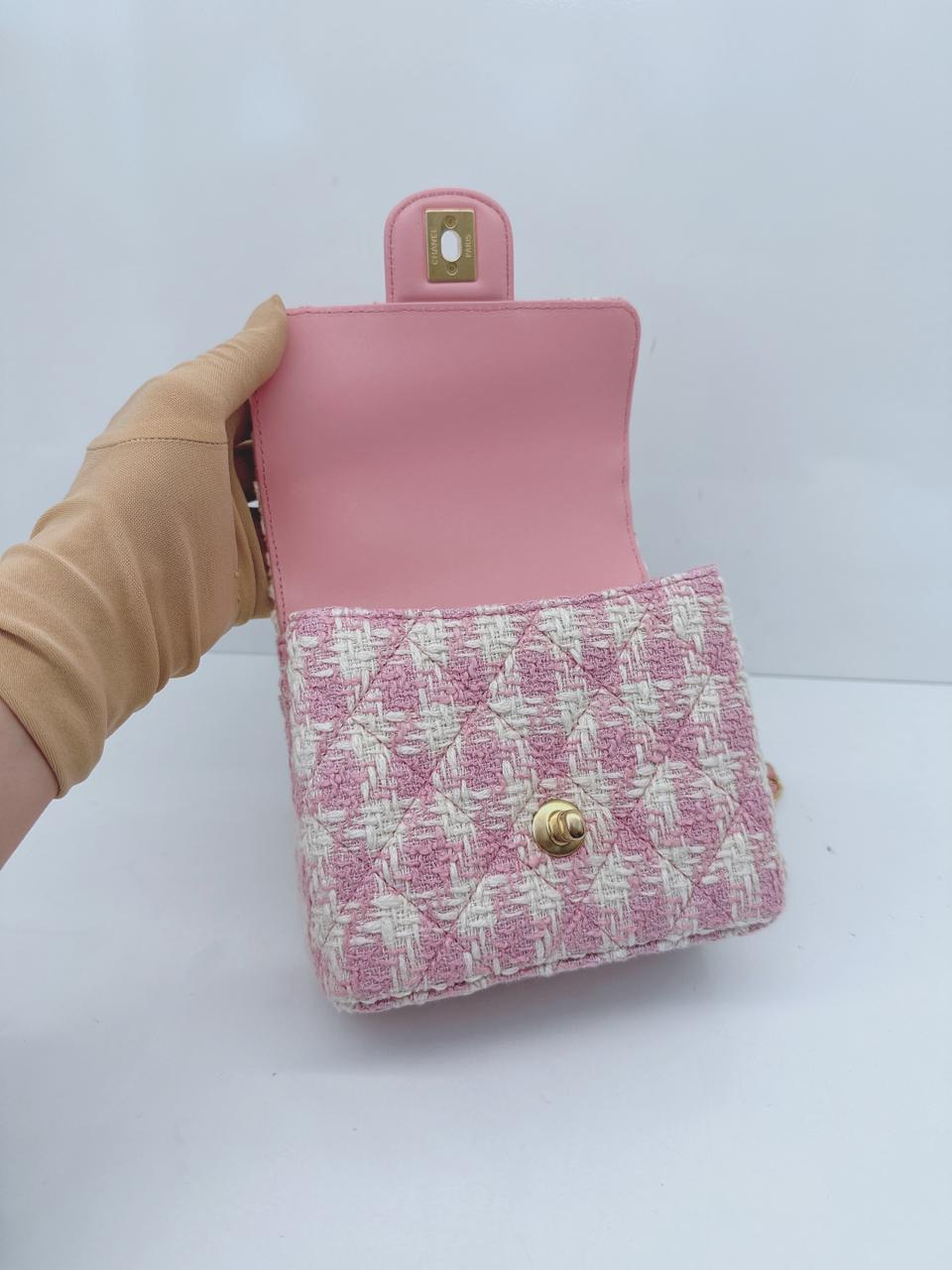 PINK ECRU TWEED HANDLE CRUSH FLAP BAG
