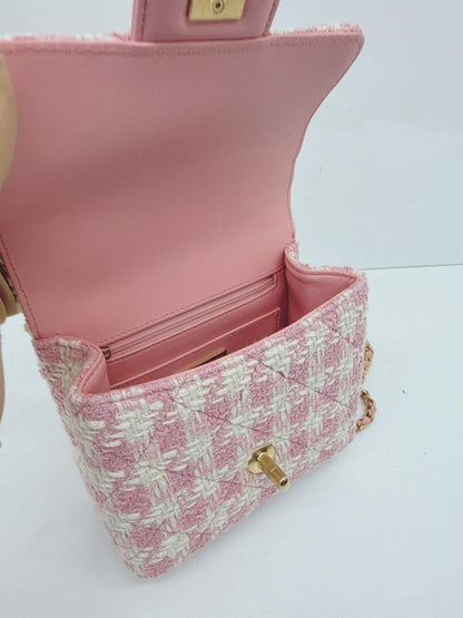 PINK ECRU TWEED HANDLE CRUSH FLAP BAG