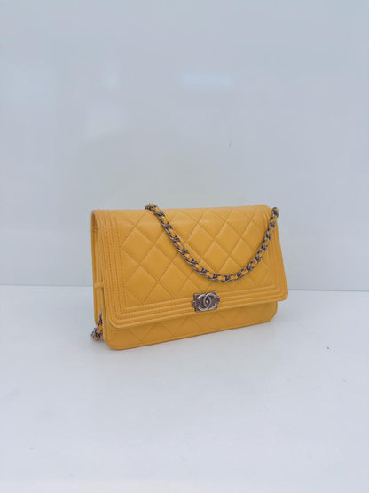 YELLOW LAMBSKIN LEATHER BOY WALLET ON CHAIN