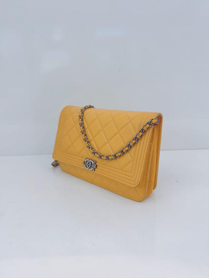 YELLOW LAMBSKIN LEATHER BOY WALLET ON CHAIN