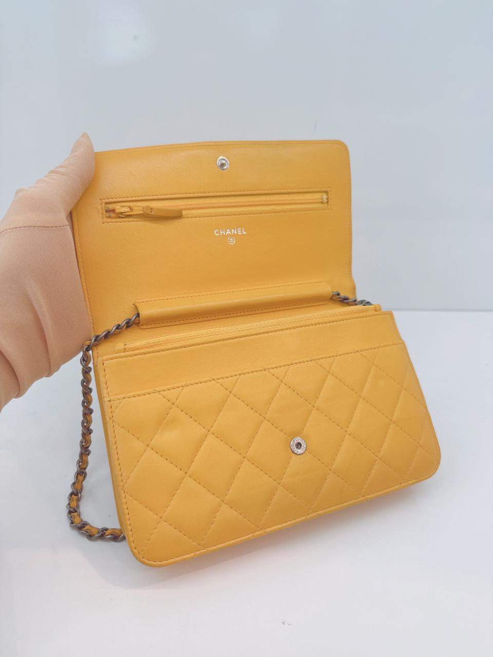 YELLOW LAMBSKIN LEATHER BOY WALLET ON CHAIN