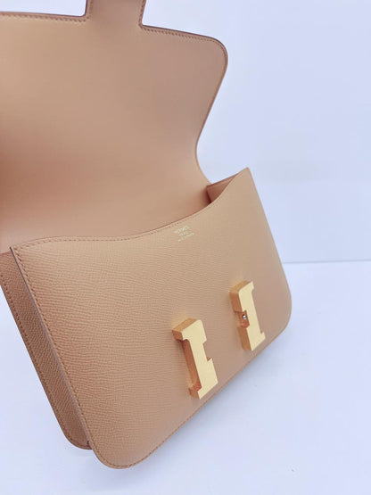 BISCUIT EPSOM LEATHER CONSTANCE I - 24 GOLD HARDWARE