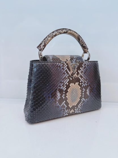 NAVY BLUE AND BEIGE PYTHON LEATHER CAPUCINES BB HANDBAG