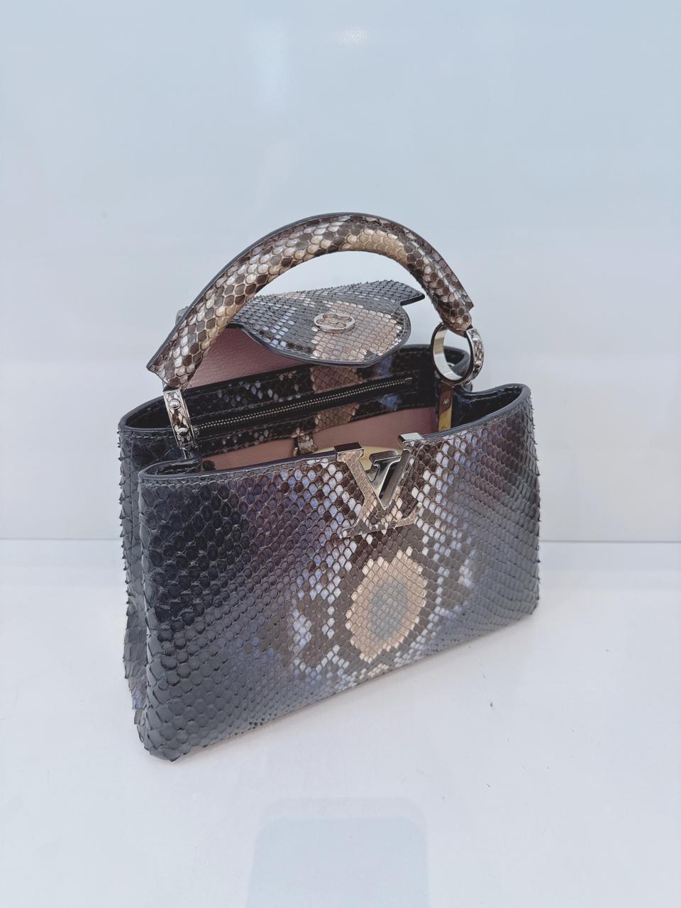 NAVY BLUE AND BEIGE PYTHON LEATHER CAPUCINES BB HANDBAG
