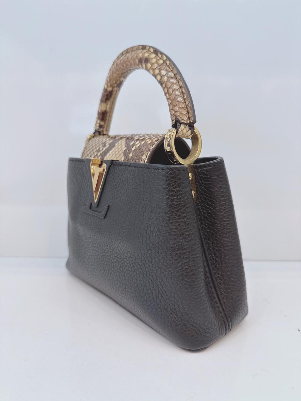 BLACK AND BEIGE BICOLOR MINI CAPUCINES  SHOULDER BAG