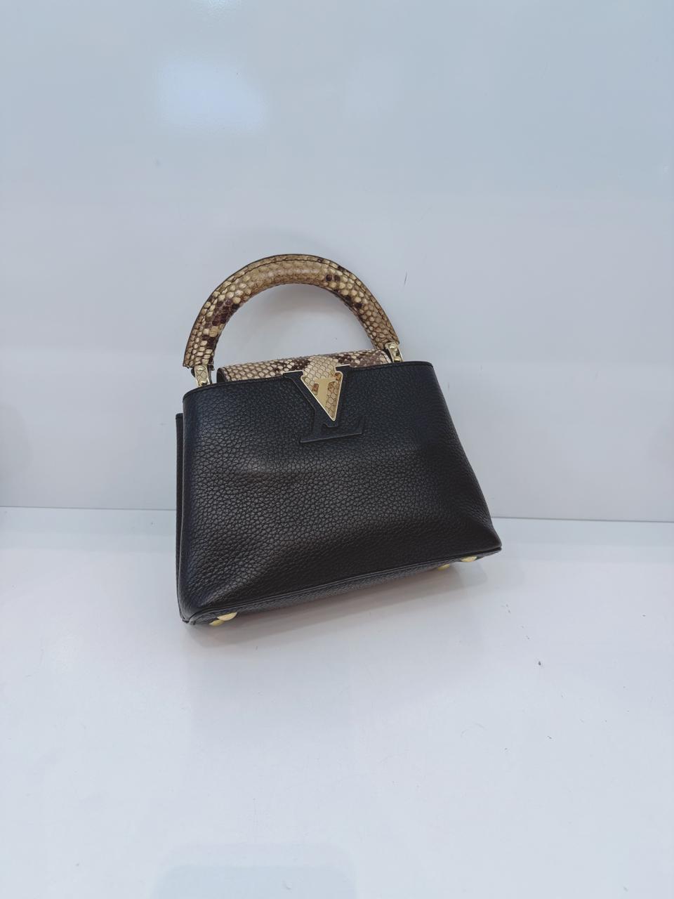 BLACK AND BEIGE BICOLOR MINI CAPUCINES  SHOULDER BAG