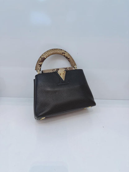 BLACK AND BEIGE BICOLOR MINI CAPUCINES  SHOULDER BAG