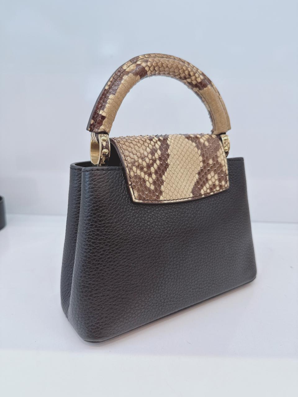 BLACK AND BEIGE BICOLOR MINI CAPUCINES  SHOULDER BAG