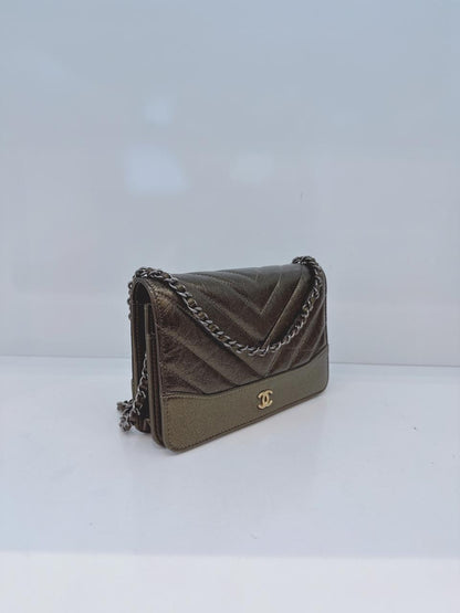 AGED CALFSKIN CHEVRON QUILTED GABRIELLE WALLET ON CHAIN