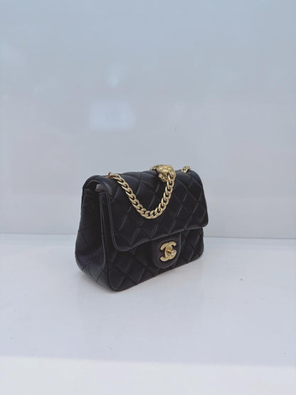 BLACK LAMBSKIN LEATHER SWEET CAMELLIA ADJUSTABLE CHAIN SQUARE MINI FLAP BAG