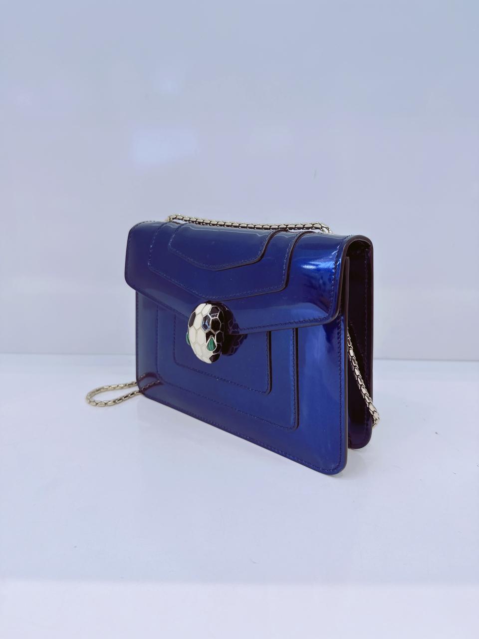 BLUE PATENT LEATHER SMALL SERPENTI FOREVER SHOULDER BAG