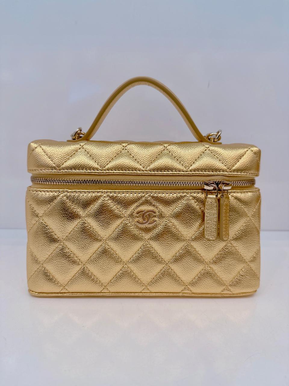 GOLD METALLIC GRAINED SHINY CALFSKIN AND GOLD TONE METAL CLASSIC VANITY WITH CHAIN