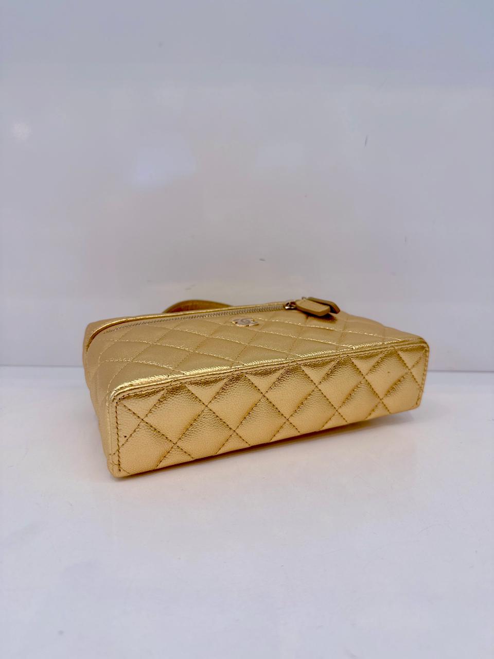 GOLD METALLIC GRAINED SHINY CALFSKIN AND GOLD TONE METAL CLASSIC VANITY WITH CHAIN