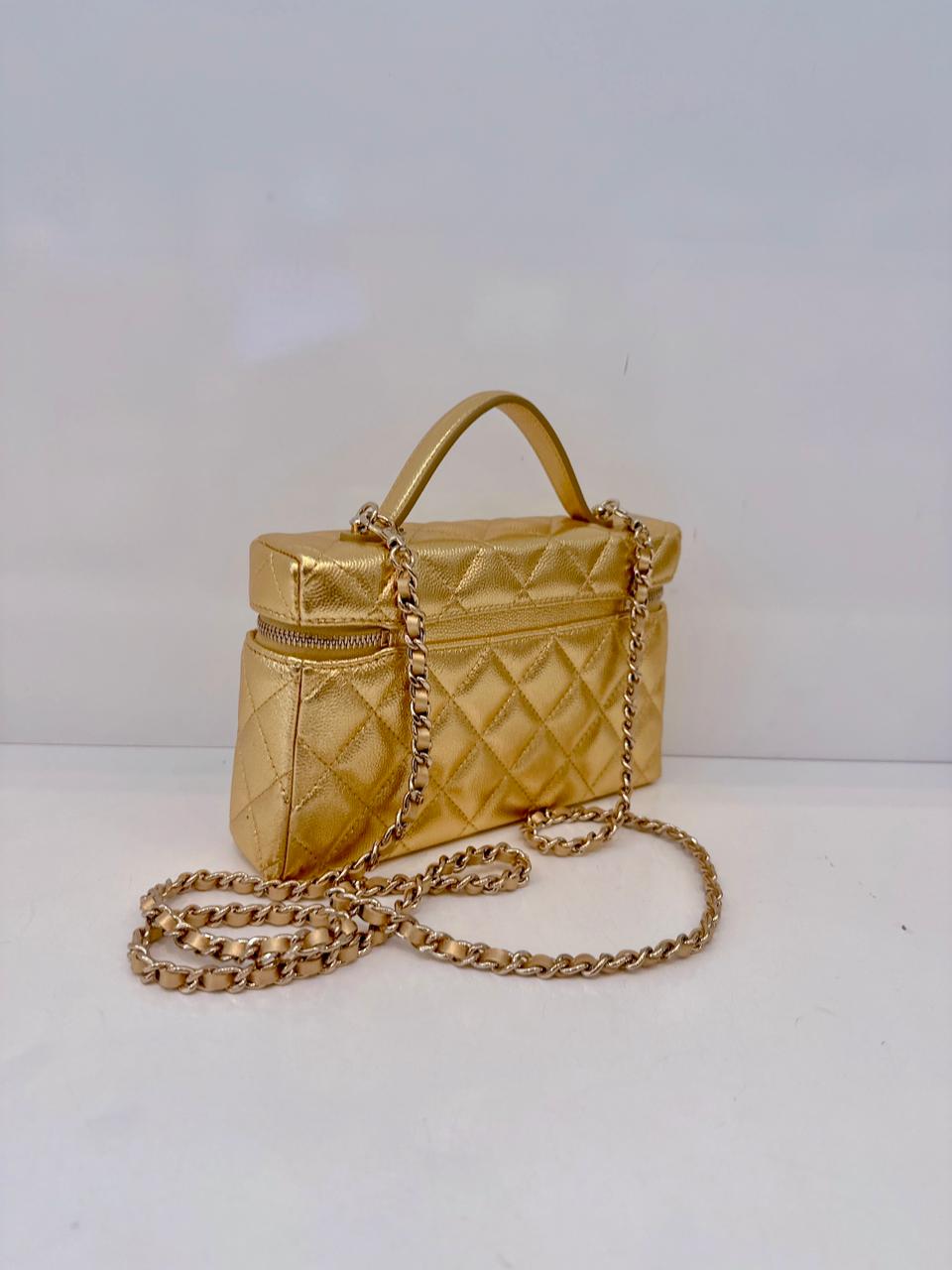 GOLD METALLIC GRAINED SHINY CALFSKIN AND GOLD TONE METAL CLASSIC VANITY WITH CHAIN