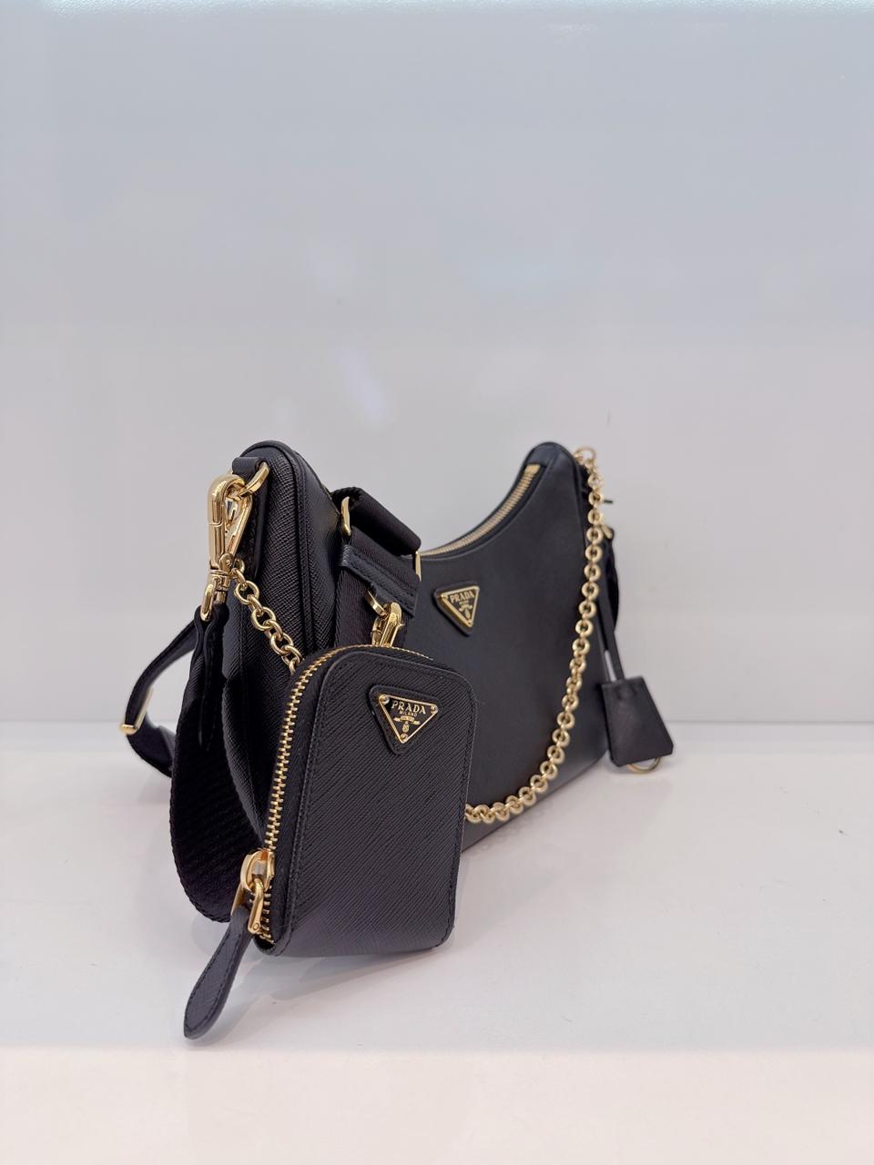 BLACK SAFFIANO LEATHER RE-EDITION 2005 SHOULDER BAG