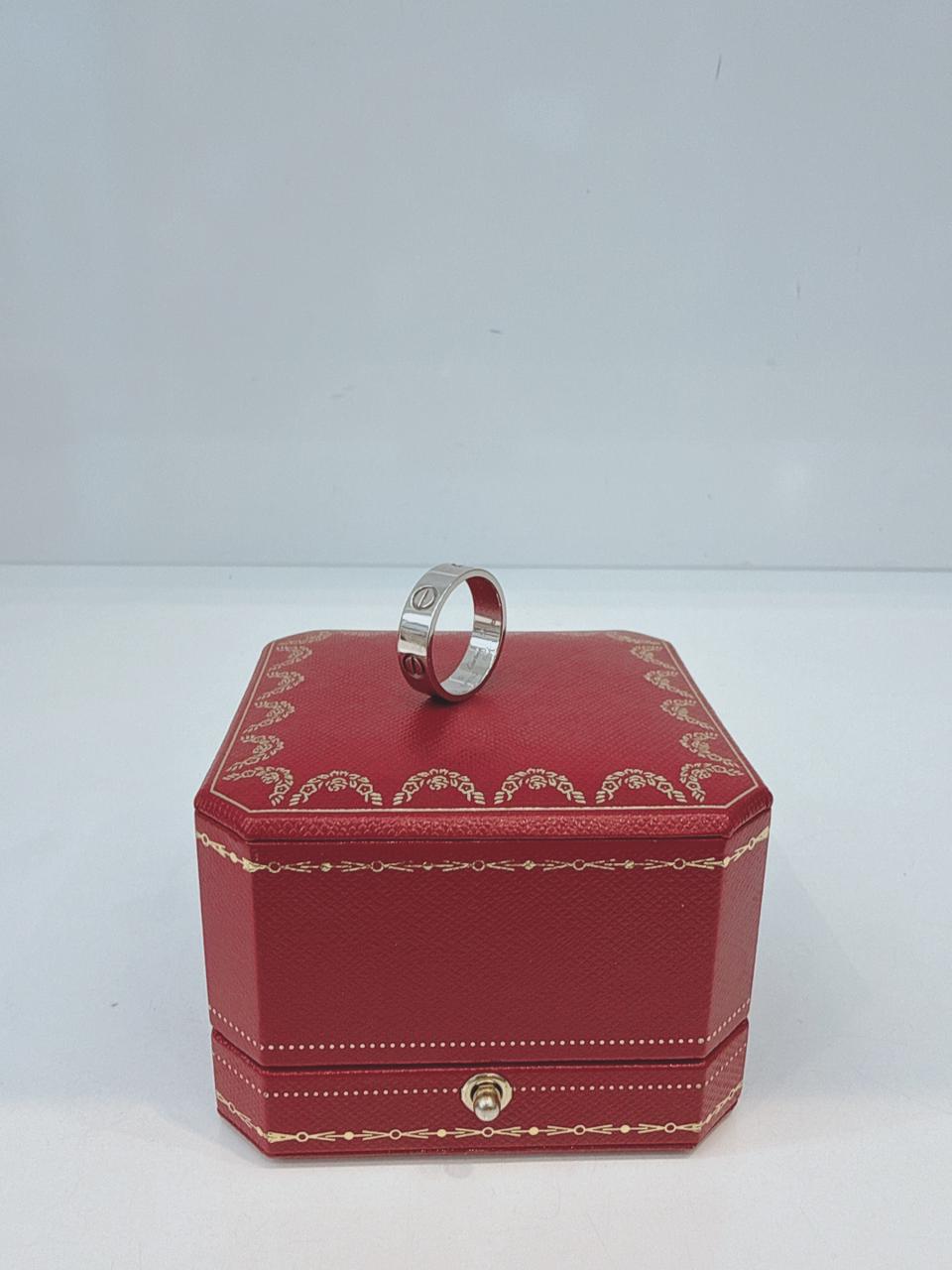 WHITE GOLD CLASSIC MODEL LOVE RING 54