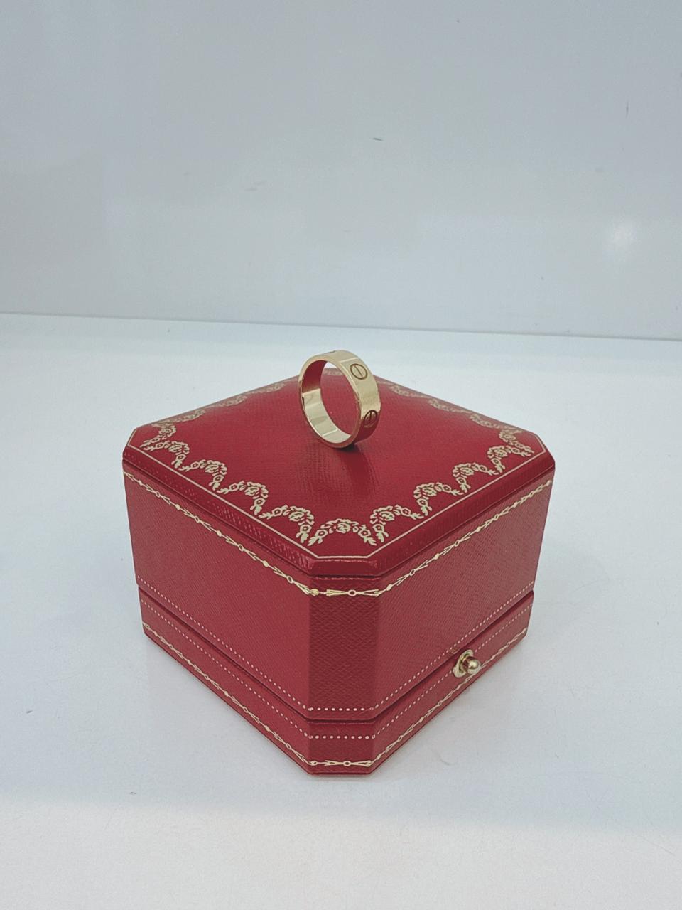 YELLOW GOLD CLASSIC MODEL LOVE RING 53