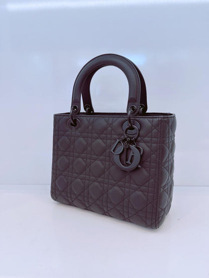 BLACK ULTRA MATTE CANNAGE CALFSKIN MEDIUM LADY DIOR BAG