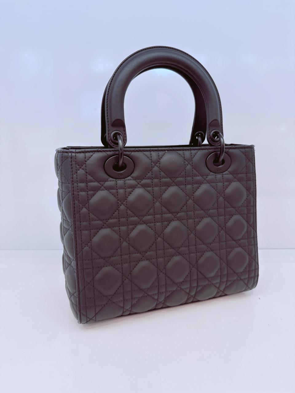 BLACK ULTRA MATTE CANNAGE CALFSKIN MEDIUM LADY DIOR BAG