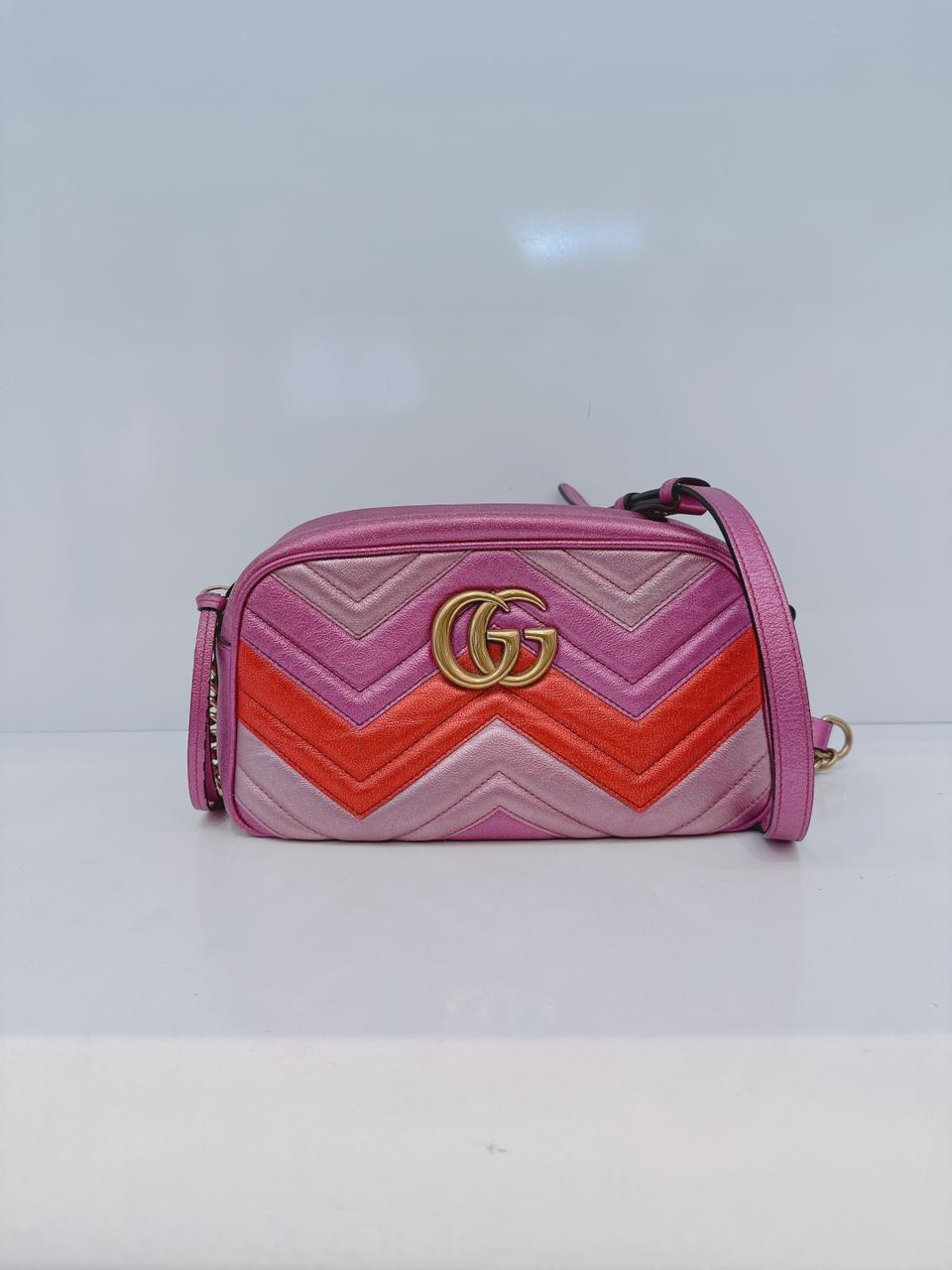 PINK ROSE LAMINATED MATELASSE LEATHER SMALL GG MARMONT CHAIN SHOULDER BAG