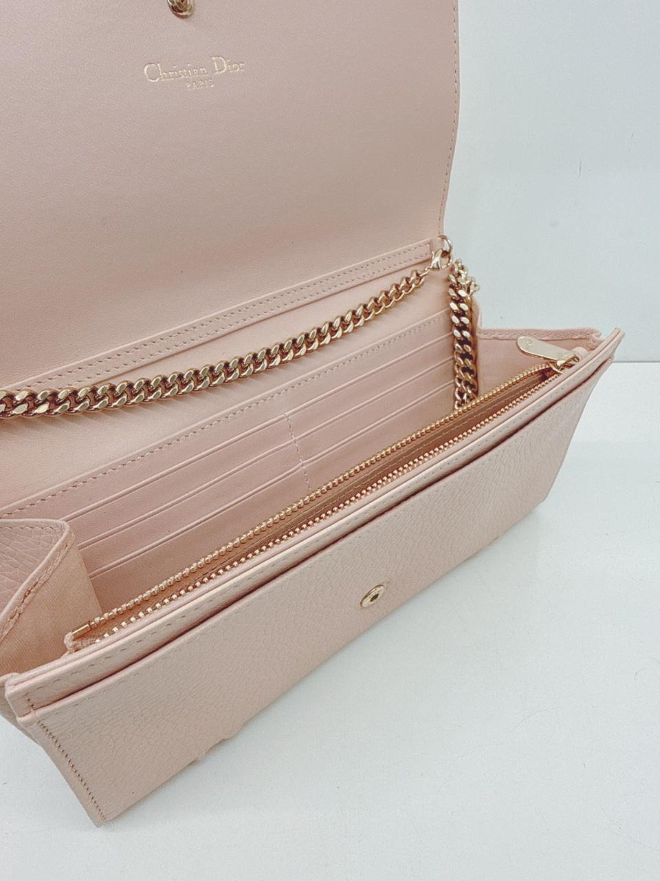 OLD ROSE LEATHER DIORAMA WALLET ON CHAIN