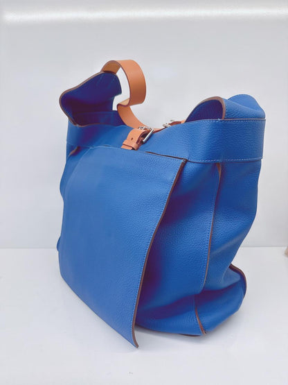 BLUE TAURILLON CLEMENCE LEATHER MARWARI PM BAG